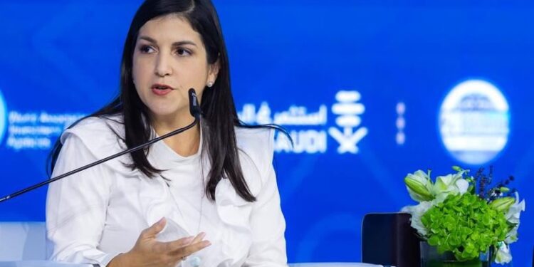 Biviana Riveiro presenta avances en Inversión Extranjera Directa Cumbre Mundial de WAIPA