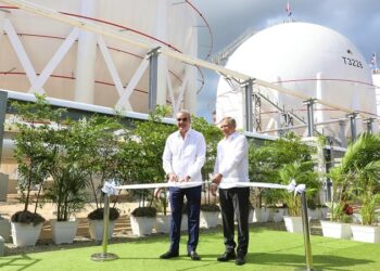Presidente Abinader define a Refidomsa como una empresa estratégica para la República Dominicana
