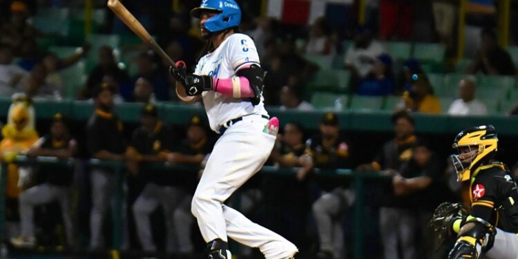 Licey aplasta a las Águilas en Puerto Rico