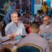 Presidente Abinader almuerza con miembros del Ejército y la Policía Nacional