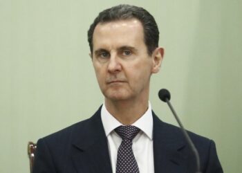 Reportan que Bashar al Assad llegó a Moscú con miembros de su familia