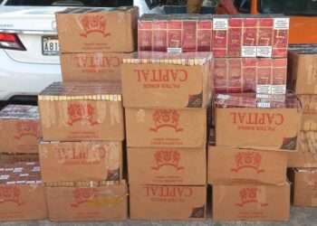 Policía arresta mujer con más de 8.000 cajetillas de cigarrillos de contrabando