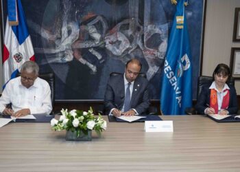 Banreservas y YABT firman acuerdo para promover el emprendimiento juvenil en las Américas