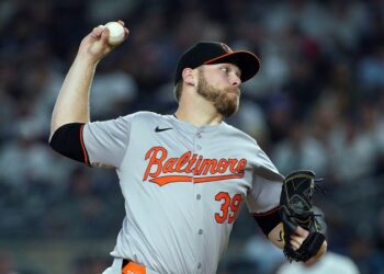 Burnes y D-backs acuerdan un contrato por seis años y US$210 millones (fuente)