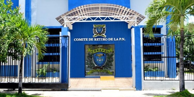 COREPOL anuncia mejoras en seguro médico para pensionados