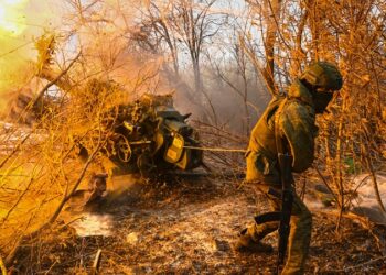 Putin: El Ejército ruso mantiene una iniciativa estratégica en toda la línea del frente