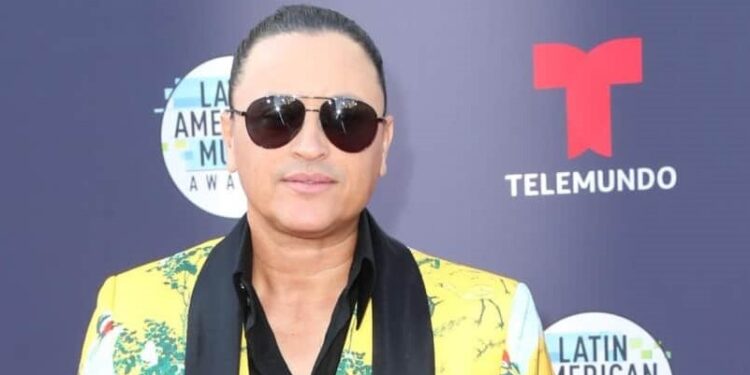 Elvis Crespo anuncia gira por Estados Unidos desde el 14 de febrero