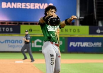 Estrellas se imponen en 11 entradas y retoman la primera posición de la clasificación