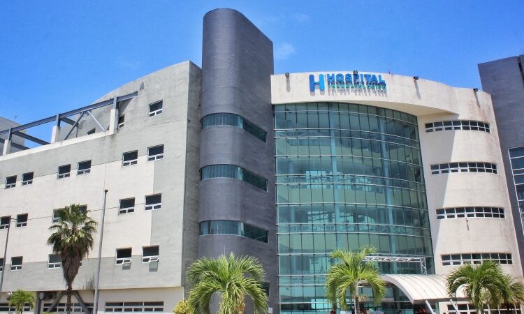 Hospital Ney Arias Lora refuerza áreas del centro de salud por Fin de Año