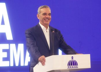 Presidente Abinader destaca inversión municipal