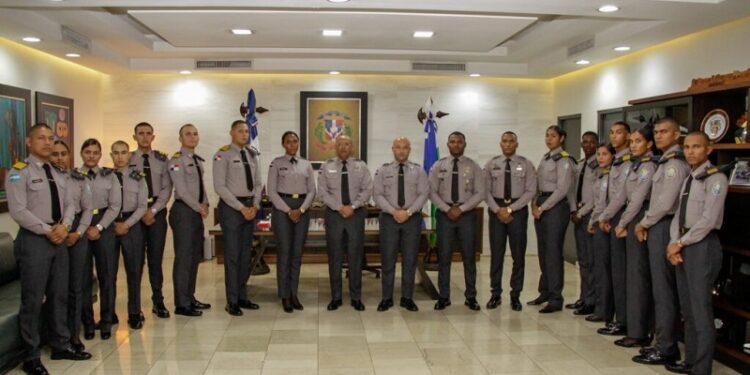 Director general de la PN fortalece relaciones con agregados militares y policiales