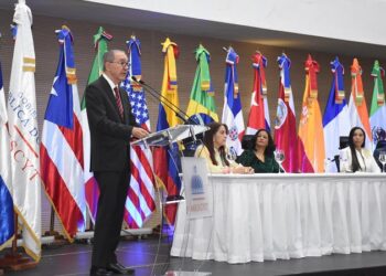 MESCyT abre convocatoria de becas internacionales 2025