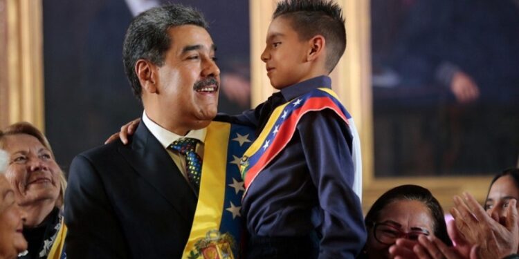 Maduro en su tercer mandato en Venezuela: «A mí no me ha colocado como presidente el Gobierno de EE.UU.»