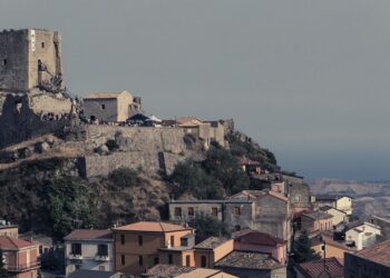 Un alcalde italiano ‘prohíbe’ enfermarse a sus ciudadanos