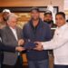 Escogido recibe bandera dominicana previo a salida a Serie del Caribe