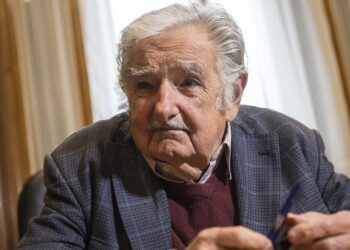 «Hasta acá llegué»: Mujica comunica que el cáncer se expandió por su cuerpo