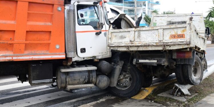 Fuera de peligro los siete empleados de Obras Públicas que sufrieron accidente de tránsito