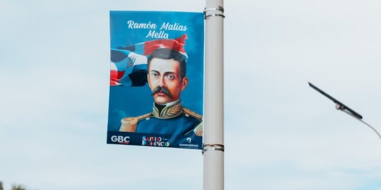 Alcaldía del DN honra a la patria con imágenes de héroes en el Malecón SD·