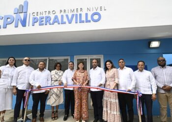 Banreservas impulsa mejoras en salud con inauguración del centro de diagnóstico y atención primaria en Peralvillo