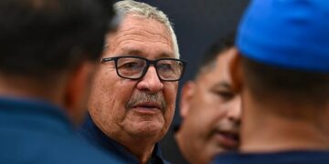 Sindicato de Bomberos exige renuncia del designado secretario al Departamento de Seguridad Pública