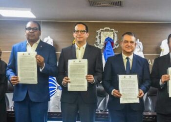 JCE y Burocracia Cero firman acuerdo para interoperabilidad del Sistema Nacional de Registro Civil