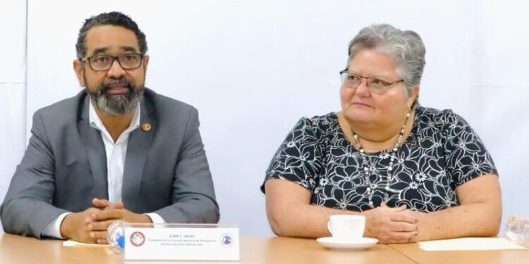 Comisión Nacional de Emergencias discute necesidad de revisar protocolos ante tsunamis