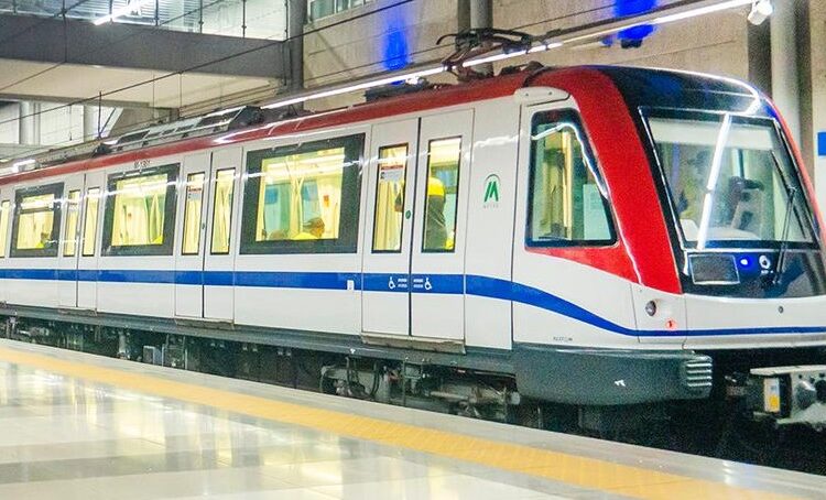 Metro de Santo Domingo operará con trenes de seis vagones a partir de julio 2025