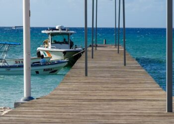 Apordom inaugura remozado muelle turístico en Catuano, isla Saona
