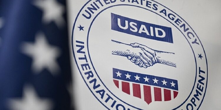 Musk: USAID financió la investigación de armas biológicas, incluido el covid-19