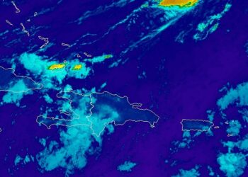 Vaguada favorece aguaceros, tronadas y ráfagas de viento en el noroeste, suroeste y centro del país