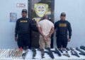 Policía incauta arsenal de armas y motocicletas en allanamiento