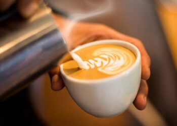 El lado oscuro de la máquina de café de oficina: ¿cómo afecta a tu salud?