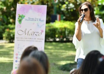 Miembro titular de la JCE participa en actos por el Dia Internacional de la Mujer