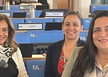 RD presentó en la FAO-Roma experiencia de erradicación de la mosca del Mediterráneo