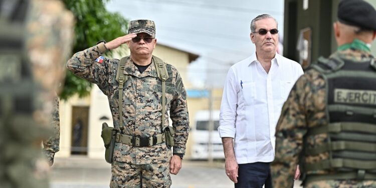 Presidente Abinader recorrerá la frontera este jueves