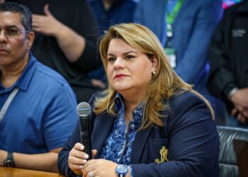 Insatisfecha la gobernadora González Colón con excusas de LUMA Energy