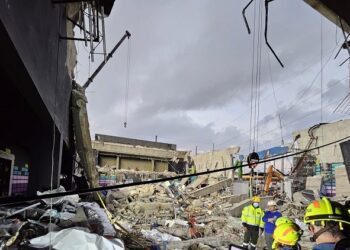 Brigada de bomberos de Puerto Rico llega a RD