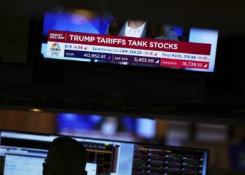 Fuerte caída de Wall Street por un contrataque comercial de China