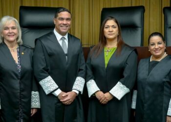 Inician sus funciones nuevo presidente y presidenta alterna de la CEE