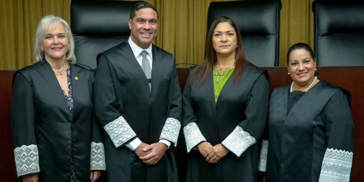 Inician sus funciones nuevo presidente y presidenta alterna de la CEE