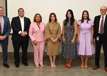 Escogen ganadores del primer Hackatón CREE Banreservas 2025