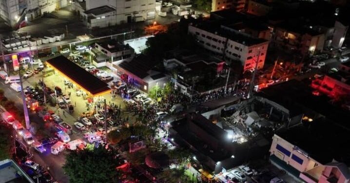 Quince muertos al desplomarse el techo de la discoteca Jet Set