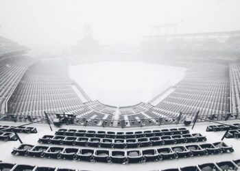 Suspenden por nieve juego de Nacionales-Rockies; habrá doble tanda el domingo