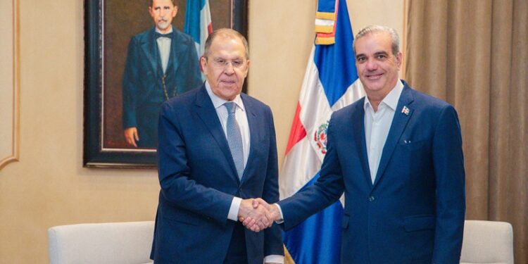 Presidente Abinader recibe al canciller ruso, Serguéi Lavrov