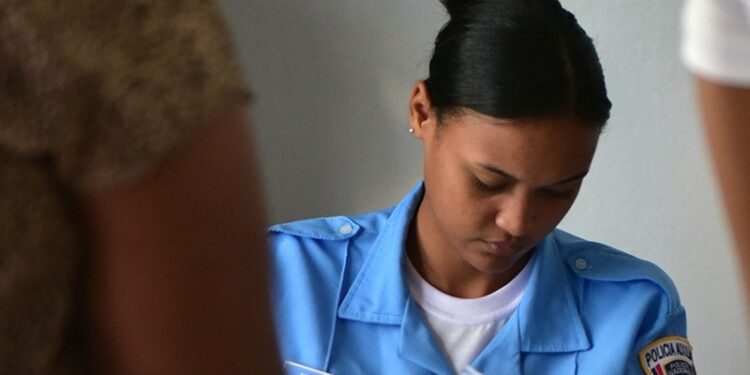 Policía Auxiliar abre convocatoria para evaluaciones de jóvenes en la región Sur