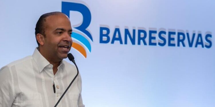 Banreservas inaugura una oficina en Jima Abajo