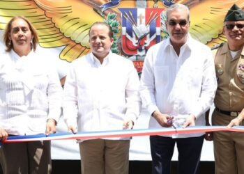 Presidente Abinader inaugura primera fase de la planta de ensamblaje de vehículos