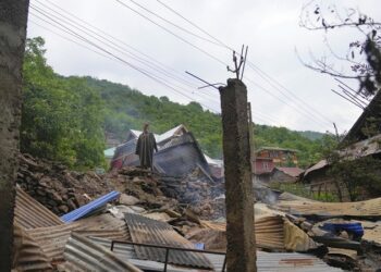 Nueva escalada con ataques mutuos entre India y Pakistán: ¿qué pasa?