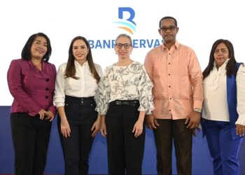 Banreservas realiza jornadas de educación financiera en centros educativos del Gran Santo Domingo