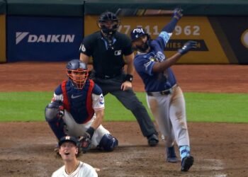 Caminero dio jonrón, doble y empujó seis en paliza de Rays sobre Astros